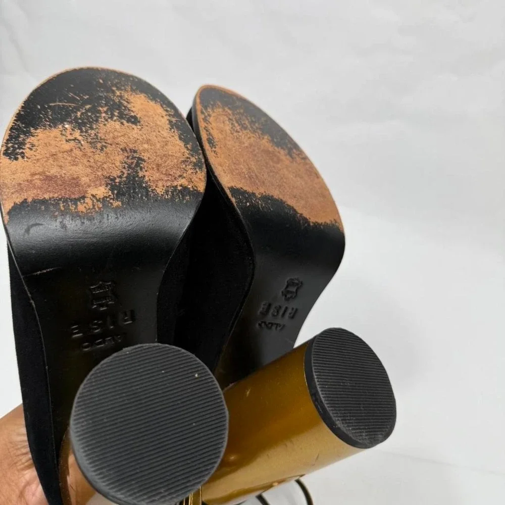 Black aldo suede heels‎